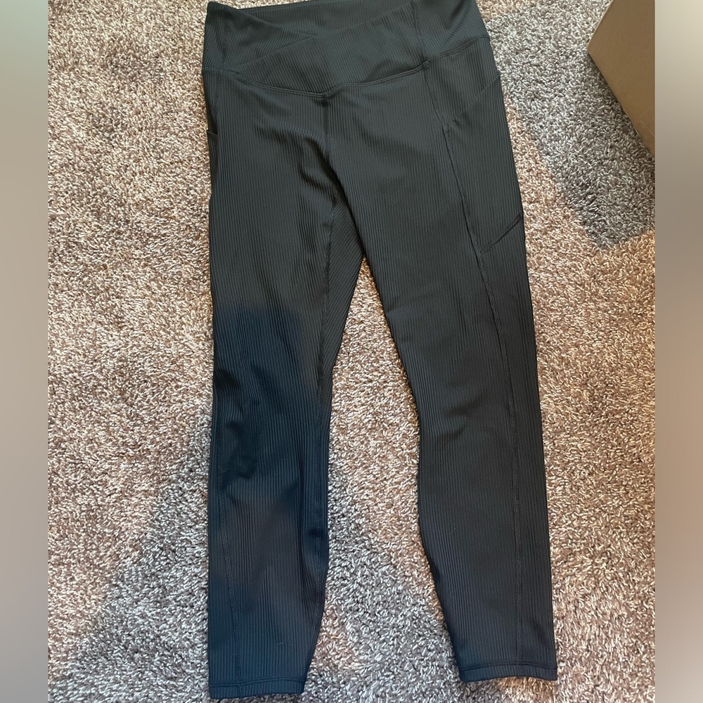 Fabletics Oasis Rib HW Crossover leggings